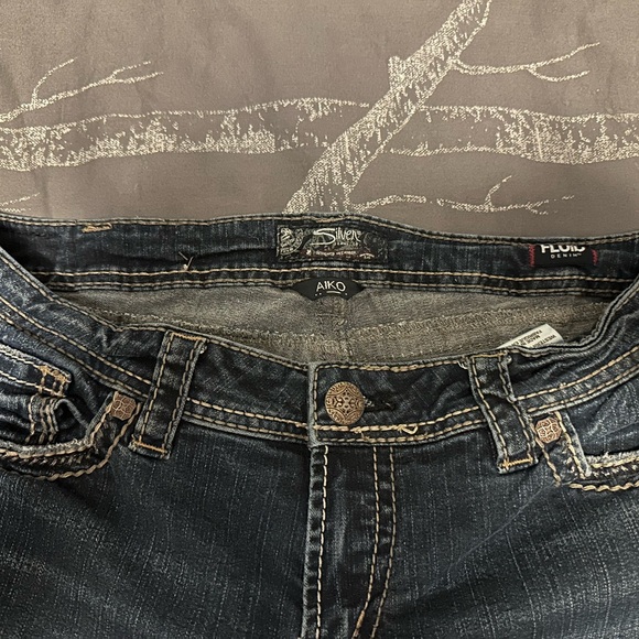 Women’s Silver Jeans -Aiko Size 34W/33L - Picture 6 of 15